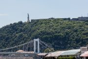 IMG_2258r.jpg